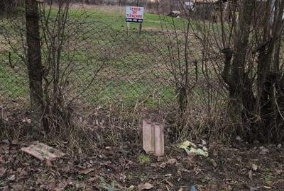 Teren Construcții intravilan de 1533 mp, în Diniaș - 3