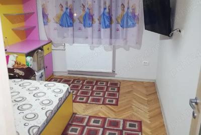 Apartament cu 3 camere decomandat în Rogerius - 4