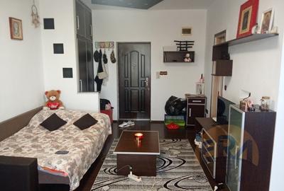 Apartament 1 camera, Velenta, Str. Razboieni - 2