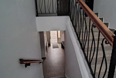 Spațiu comercial, de 560 mp, în Central - 5
