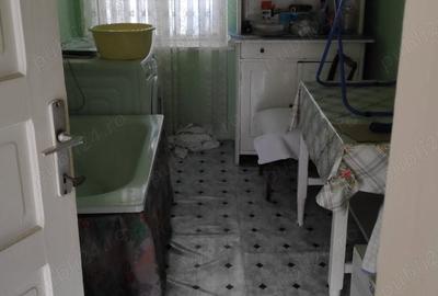 Casă cu 5 camere cu Teren 147 Mp în Gruia - 7