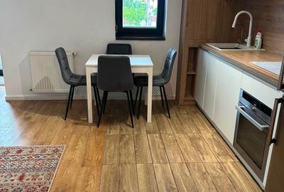 Apartament cu 3 camere semidecomandat în Central - 8