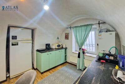 Centrul Istoric, str. Republicii, parter inalt, cochet amenajat, comision 0% - 6