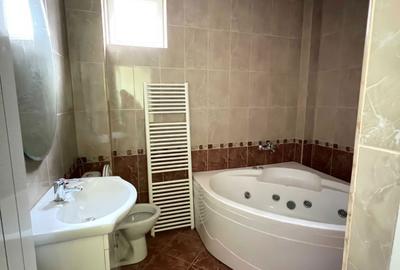 Casă cu 4 camere cu Teren 250 Mp în Traian - 8