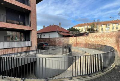 Penthouse exclusivist cu 4 camere, 140 mp, 3 niveluri, Timis - 1