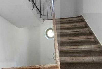 Casa cu 2 apartamente de 3 camere in centru - 2