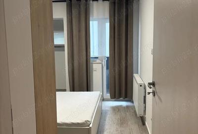 Garsonieră decomandată în Apărătorii Patriei