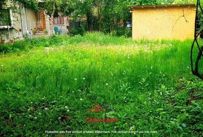 Teren in Campina--200mp-- 32.000e - 2