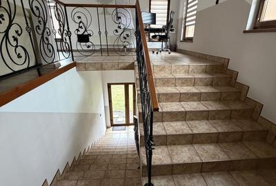 Casă cu 3 camere cu Teren 555 Mp în Central - 14