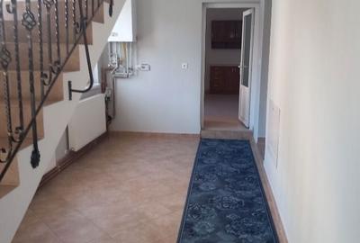 Casă cu 4 camere în Central - 17
