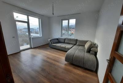 Proprietar inchiriez ap 3 camere bloc nou - 1