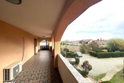Apartament cu 3 camere în Mărtinești - 1
