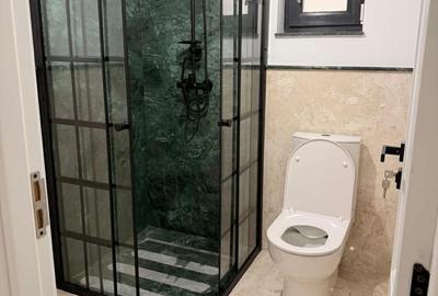 Casă individuală cu 4 camere cu Canalizare în Est - 3