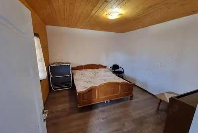 Casă cu 6 camere în Șerbănești - 8