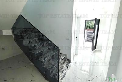 Casă cu 5 camere cu Teren 630 Mp în Corbeanca - 2