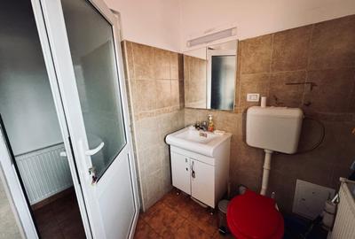 Casa de vanzare in zona Iosefin -Mangalia (curte+gradina) - 4