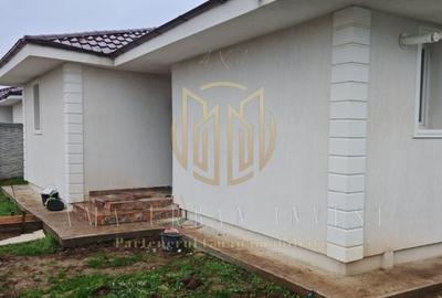 Casă cu 4 camere cu Teren 470 Mp în Vidra - 2