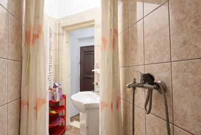 Garsoniera Piata Romana/ Universitatii- Facultatea de limbi straine- fara risc - 4