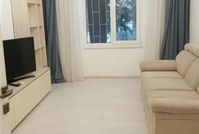 Apartament cu 3 camere semidecomandat, mobilat în Floreasca