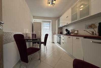 Garsonieră decomandată, mobilată în Tractorul - 8