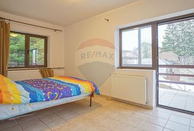Casă cu 6 camere cu Teren 608 Mp în Central - 33