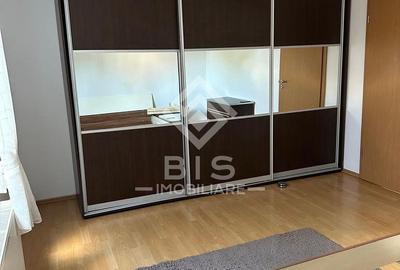 Casă cu 5 camere cu Canalizare în Central - 10