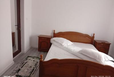 Casă cu 4 camere cu Teren 2000 Mp în Central - 4