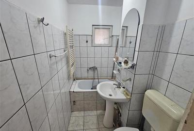 Apartament cu 2 camere semidecomandat în Micro II - 8
