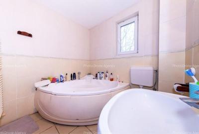 Casă cu 4 camere în Roșu - 4