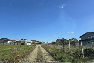 Teren de 400 mp, în Lazu - 7