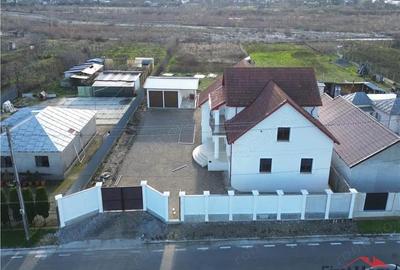 Vila deosebita Parter + Mansarda de vanzare in Odobesti - 8