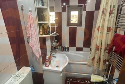 Apartament cu 4 camere decomandat, mobilat în Poarta 6 - 5