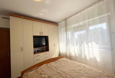 Apartament 3 camere,et 8/10,  70mp , vedere spate, centrala termică - 9