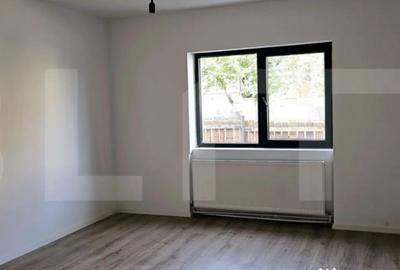 Casă cu 7 camere cu Teren 590 Mp în Semicentral - 5