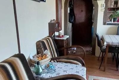 BRASADAS vinde URGENT ap 2 cam etaj 4/4 pe Aleea Prahovei. - 2