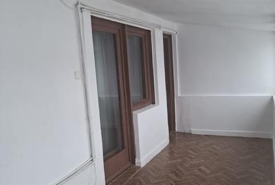 Garsonieră decomandată în Batistei - 9