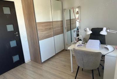 Apartament cu 3 camere semidecomandat în Drumul Taberei - 6