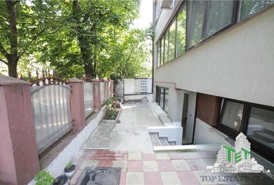 Apartament 2 camere si curte de 37 mp, aproape de Scoala 179 de vanzare in zona - 3