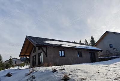 Casă cu Teren 984 Mp în Piatra - 4