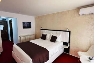 Spațiu comercial, de 425 mp, în Central - 9