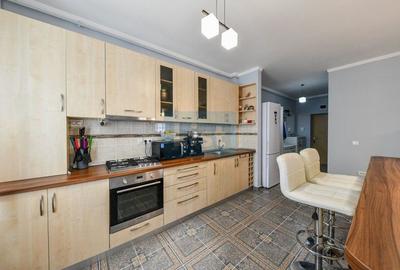 Apartament cu 3 camere semidecomandat, mobilat în Florești - 2