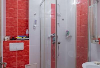 3 camere, 115 mp, Mamaia, zona centrala, pret sub media zonei ( 1.300 EUR/mp)! 3 camere, 115 mp, Mamaia, zona centrala, pret sub media zonei ( 1.300 EUR/mp)! - 12