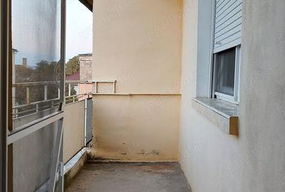 Apartament cu 2 camere decomandat în Marghita - 3