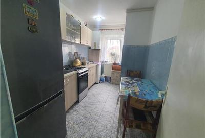 Oferta urgenta! Apartament 3 camere etaj 2,cu pivnita in Valea Aurie - 12