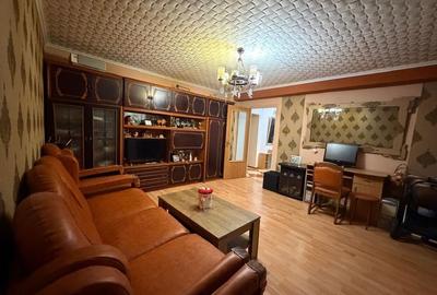 Apartament cu 3 camere decomandat în Unirii - 1