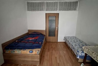 Apartament semidecomandat în Tractorul