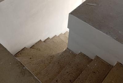 Casă cu 4 camere în Central - 13