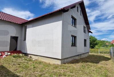 Casa de vanzare, 240 mp, zona jelna, teren 10 ari - 3