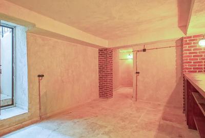 Casă individuală cu 3 camere cu Canalizare în Central - 15