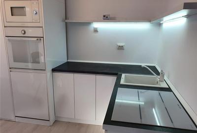 Apartament cu 3 camere decomandat în Central - 1